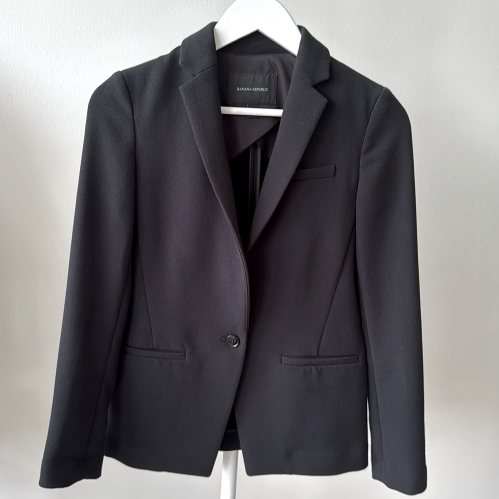 Banana Republic black blazer size 0